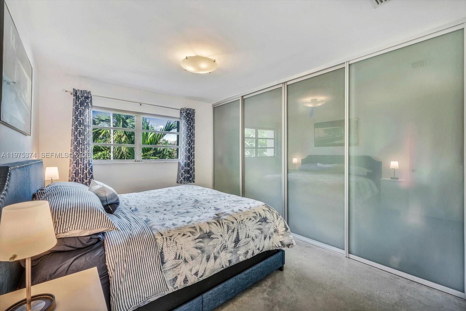 ROYAL PALM VILLAS CONDO - Residential