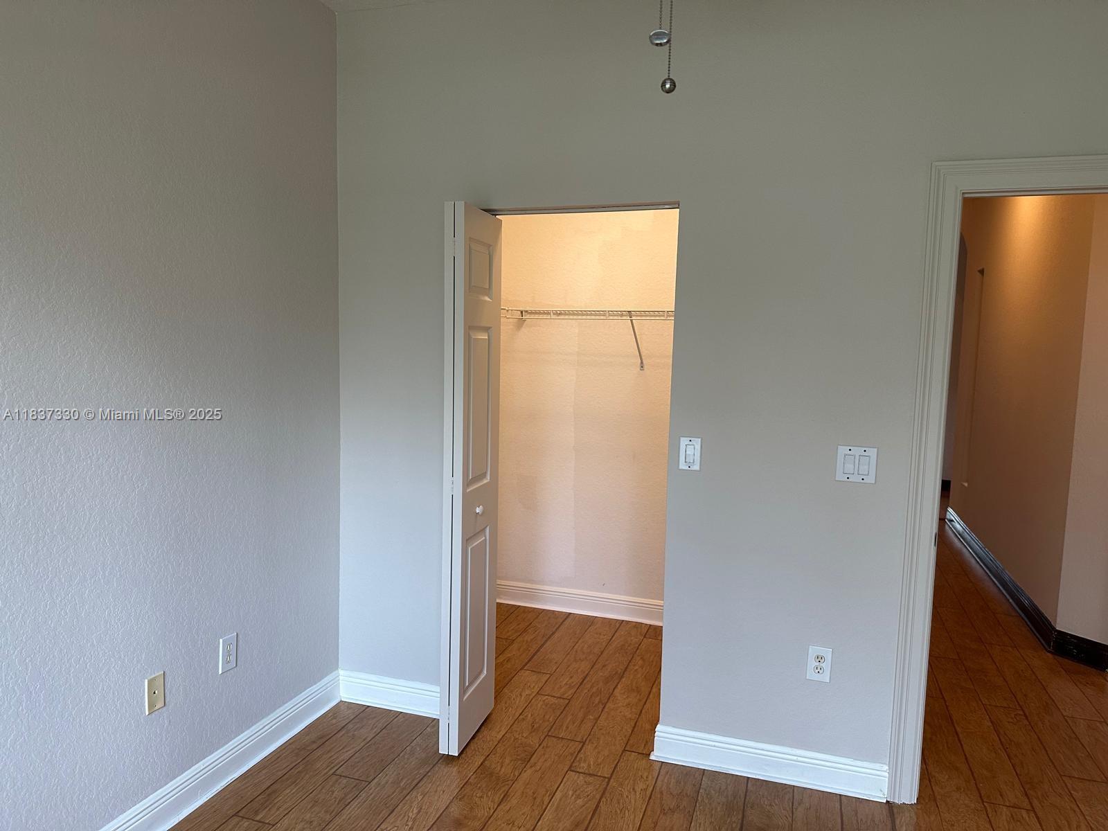 SUNSET LAKES PLAT THREE - Residential Lease