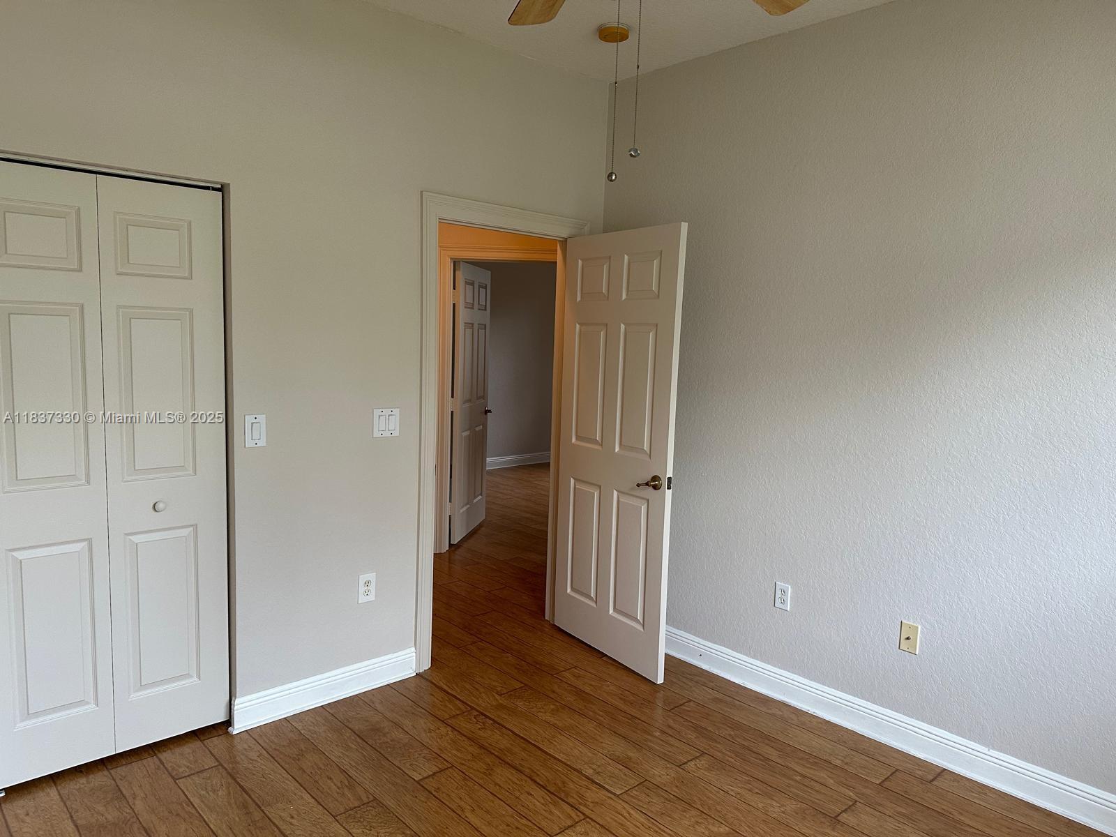 SUNSET LAKES PLAT THREE - Residential Lease