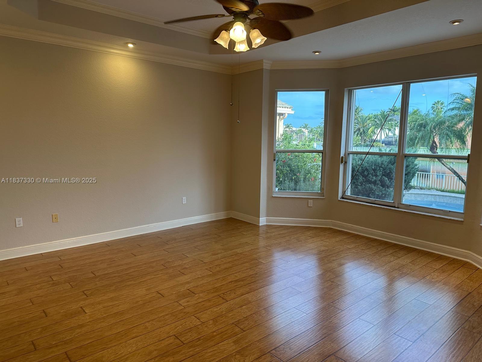 SUNSET LAKES PLAT THREE - Residential Lease