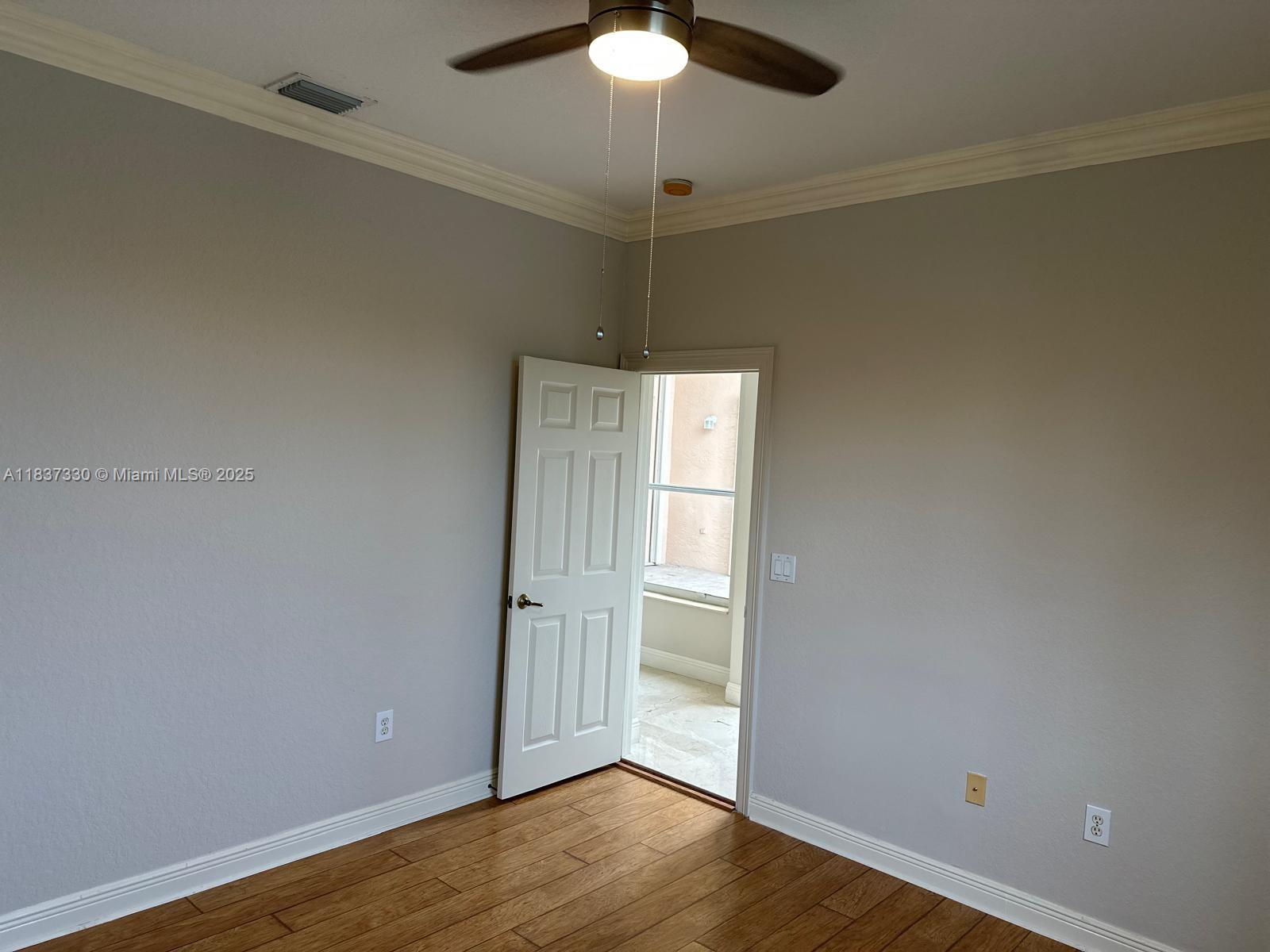 SUNSET LAKES PLAT THREE - Residential Lease