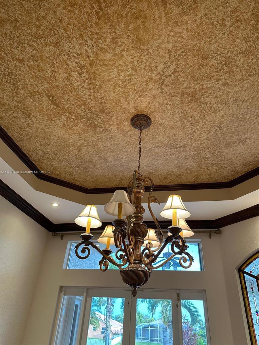 SUNSET LAKES PLAT THREE - Residential Lease