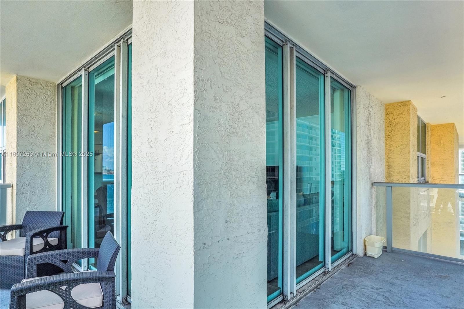 THE MARK ON BRICKELL COND - Residential