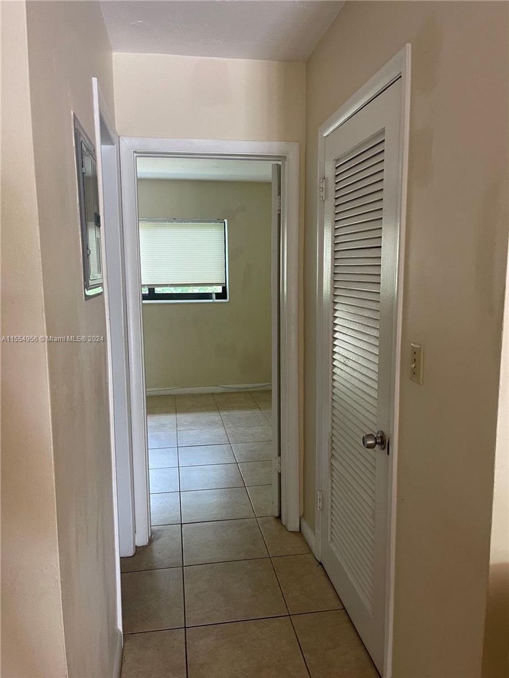 Photo of 5910 NE 18th Ave #12, Fort Lauderdale, FL 33334 (MLS # A11554956)