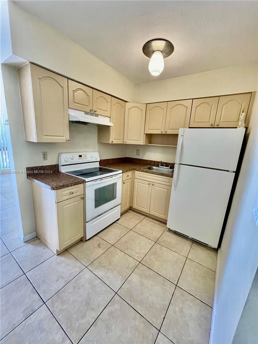 Photo of 5910 NE 18th Ave #12, Fort Lauderdale, FL 33334 (MLS # A11554956)