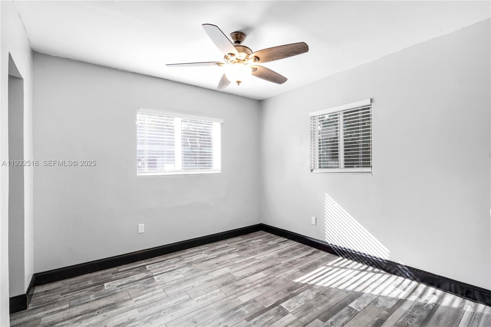 ODELL MANORS - Residential