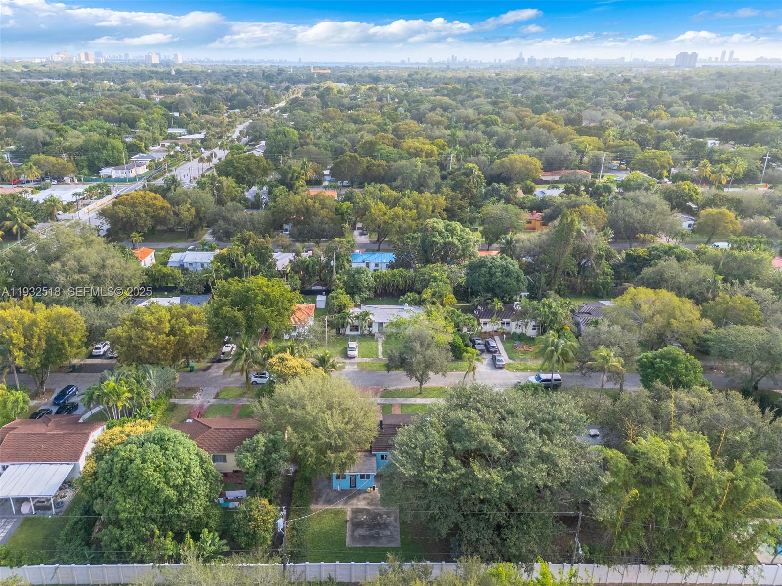 ODELL MANORS - Residential
