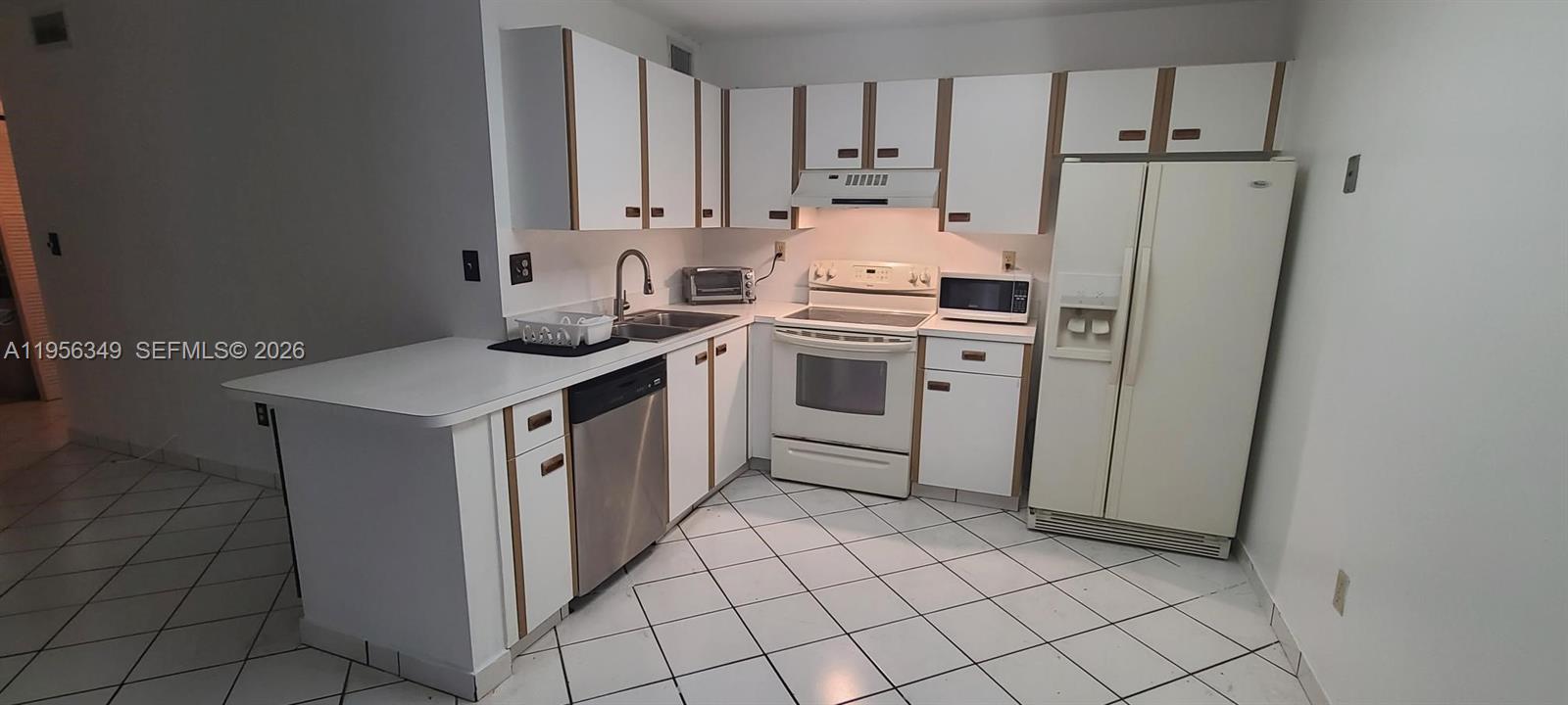 MARINER VILLAGE GARDEN CO - Residential