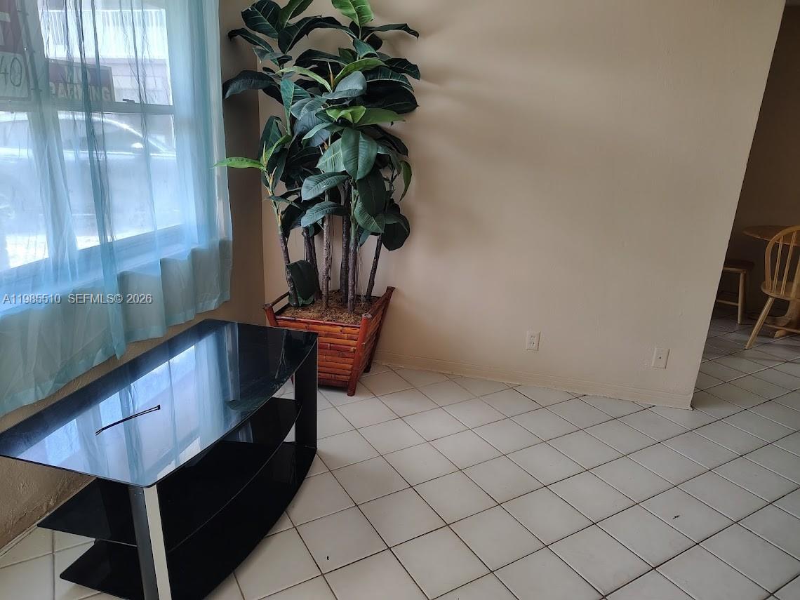 PELL MANOR CONDO - Residential