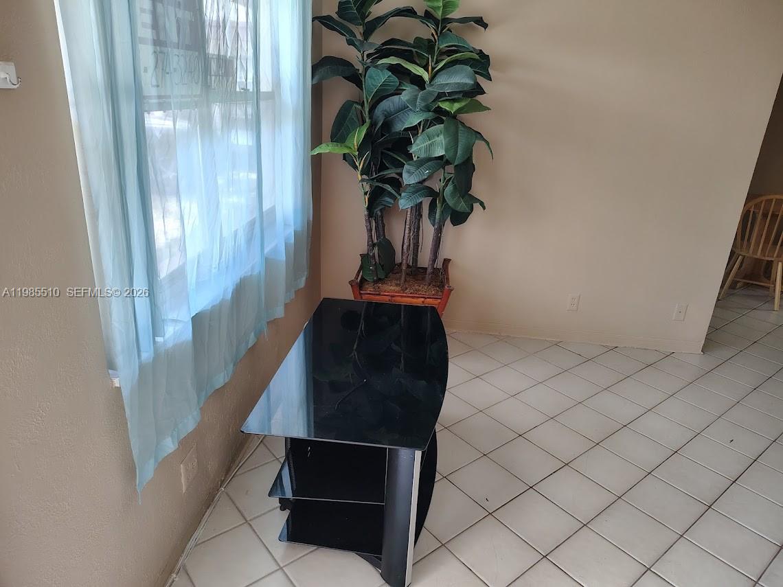 PELL MANOR CONDO - Residential