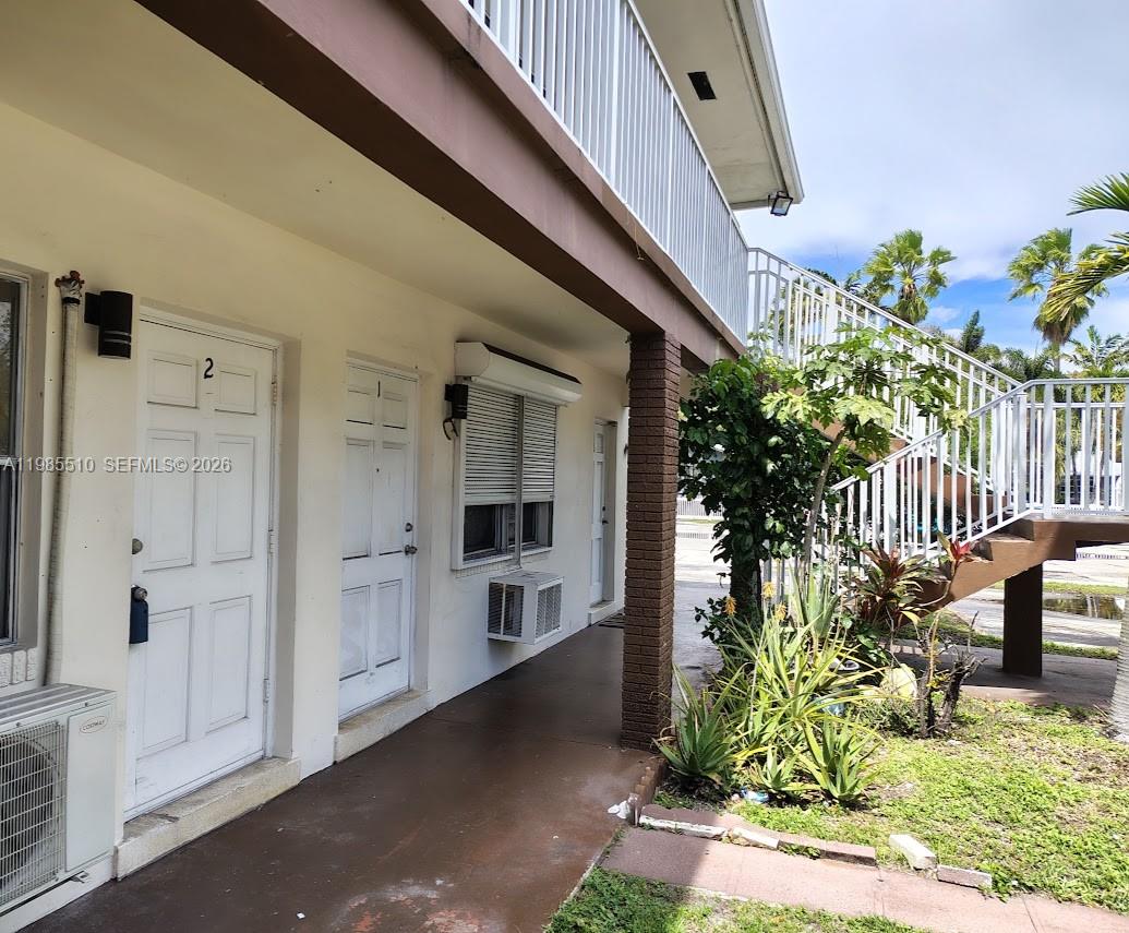 PELL MANOR CONDO - Residential