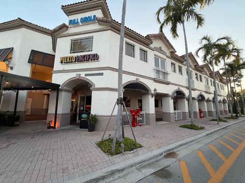 Bell Tower Ln Weston FL 33326