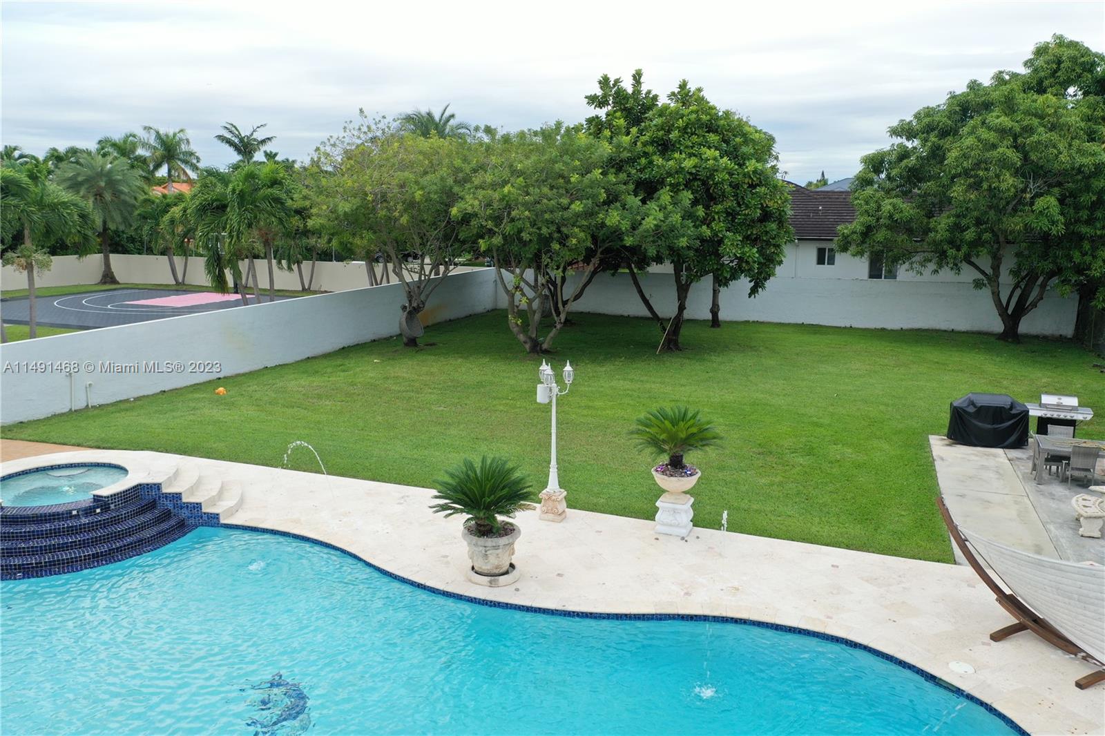 J G HEADS FARMS - Residential