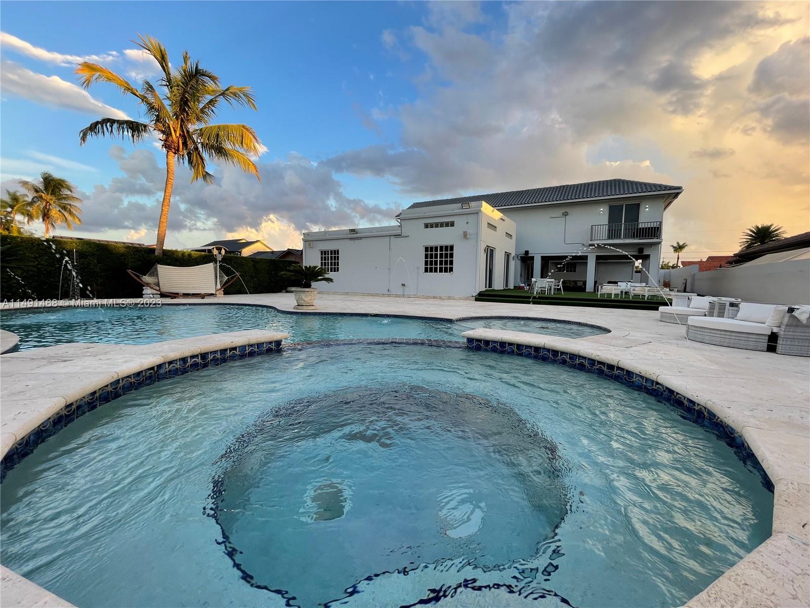 J G HEADS FARMS - Residential