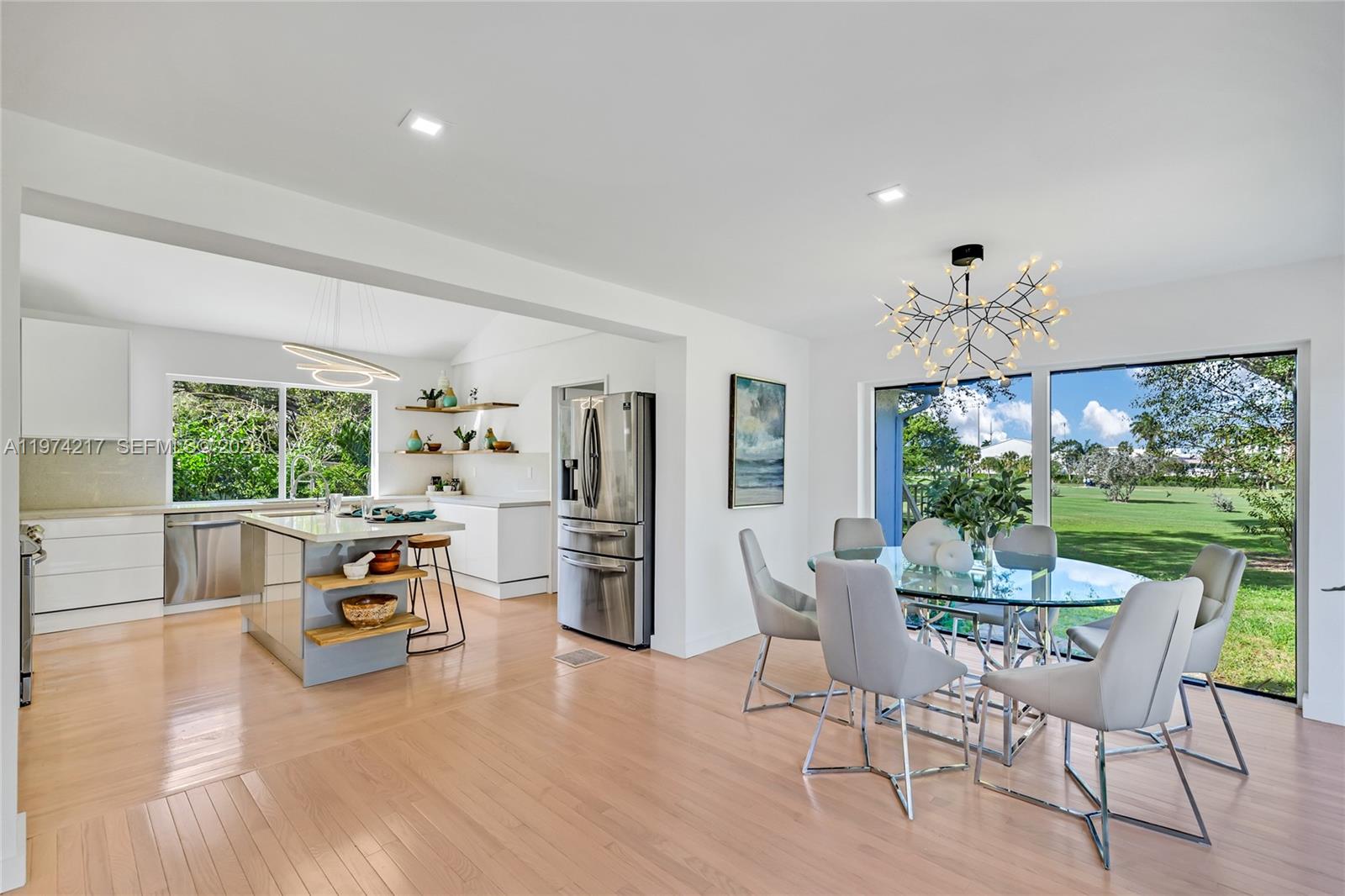 GOLF VIEW EST CORR PLAT - Residential Lease