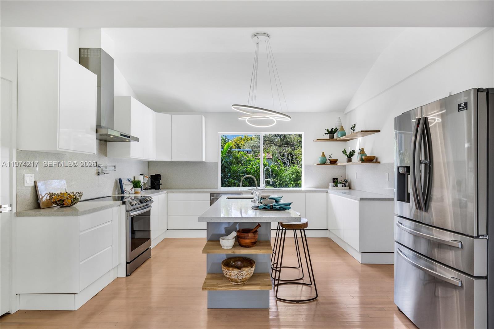 GOLF VIEW EST CORR PLAT - Residential Lease