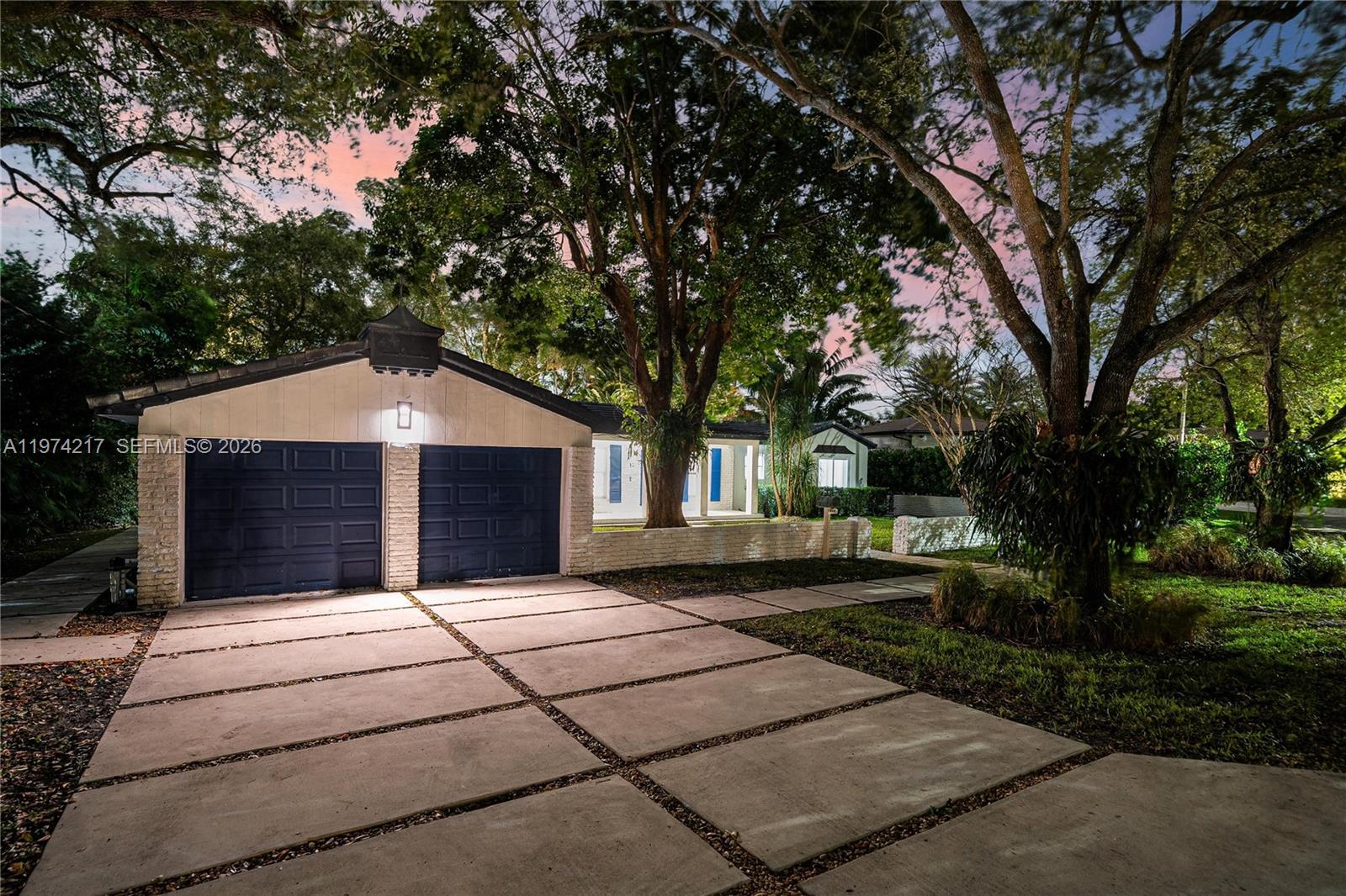 GOLF VIEW EST CORR PLAT - Residential Lease