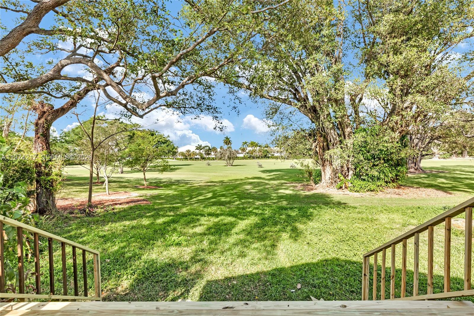 GOLF VIEW EST CORR PLAT - Residential Lease