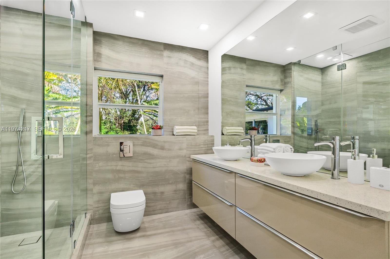 GOLF VIEW EST CORR PLAT - Residential Lease