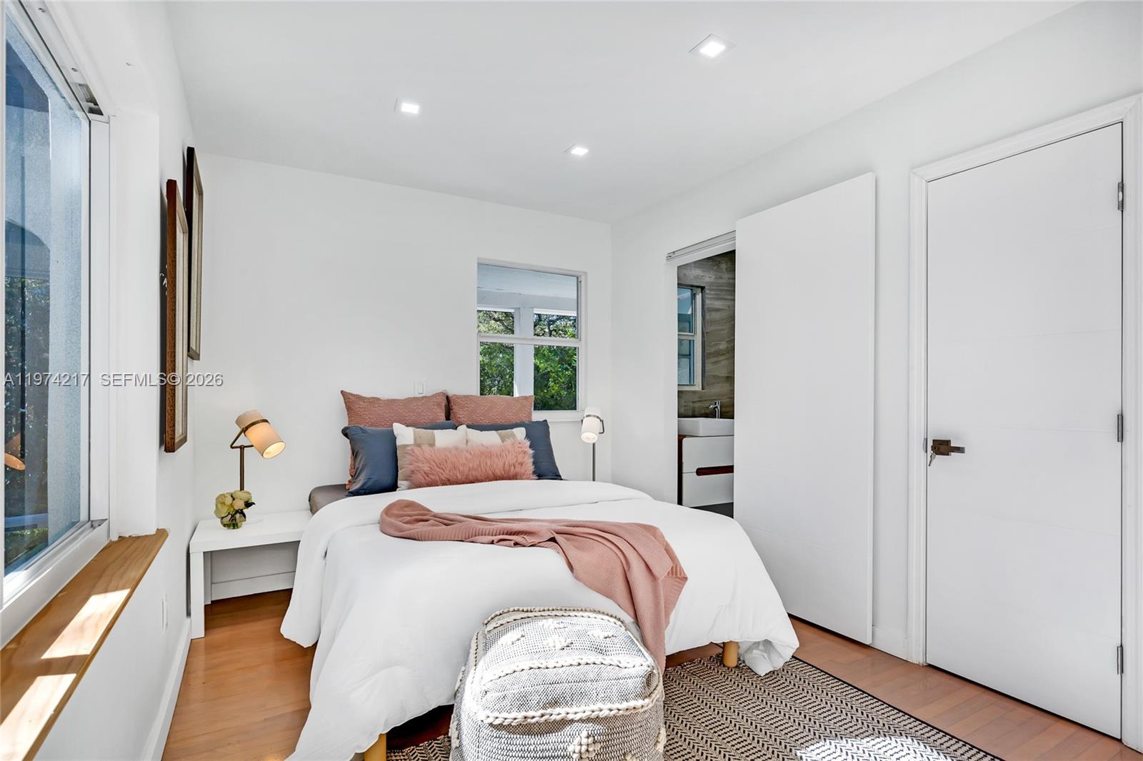 GOLF VIEW EST CORR PLAT - Residential Lease