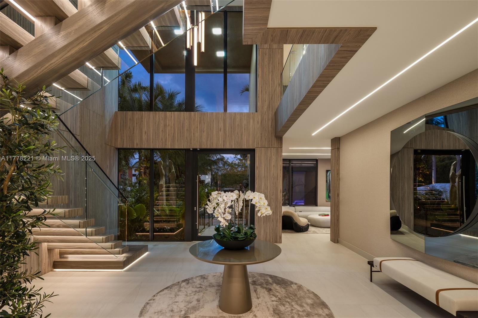 BELLE MEADE - Residential