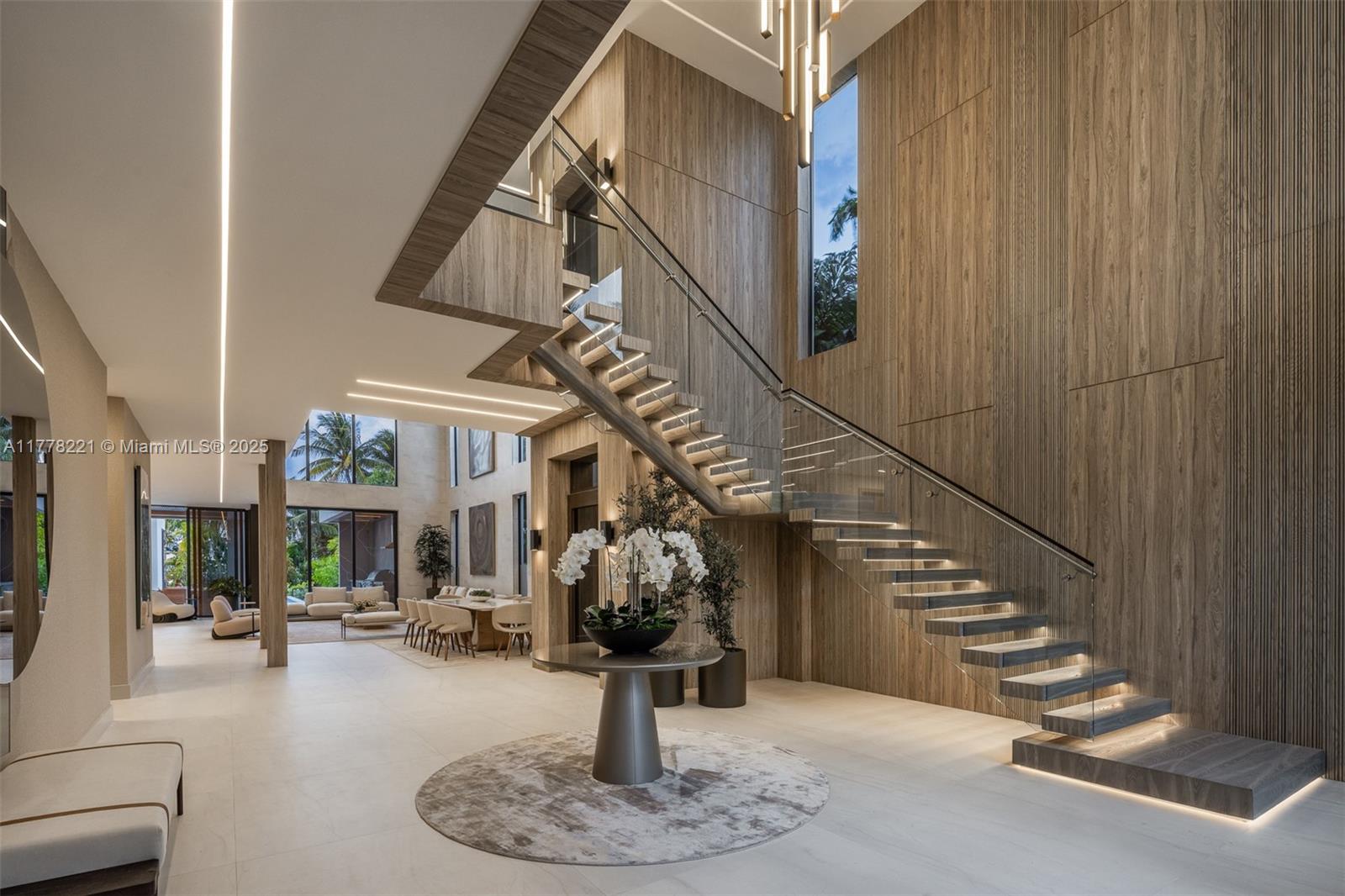 BELLE MEADE - Residential
