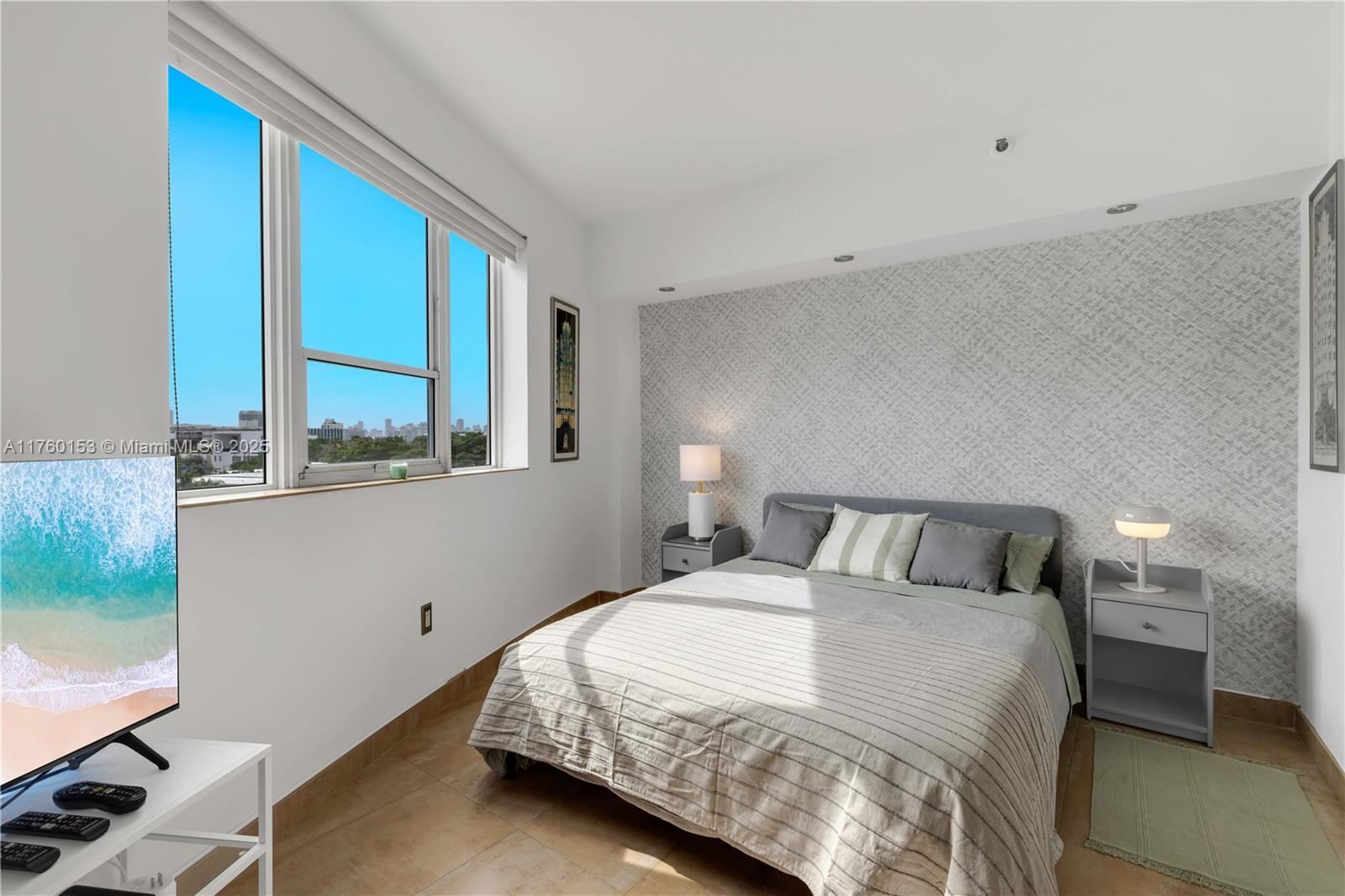 THE MANTELL CONDO - Residential