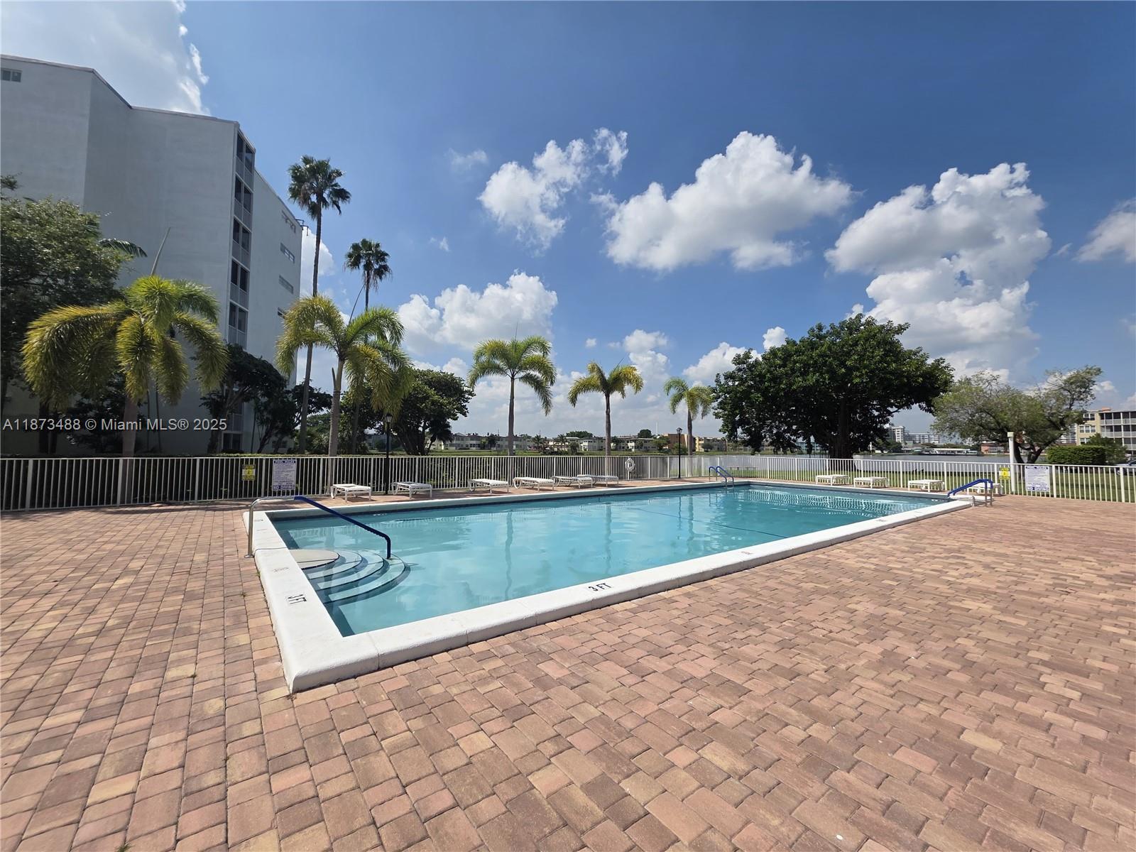 JADE WINDS GROUP-DAISY GA - Residential