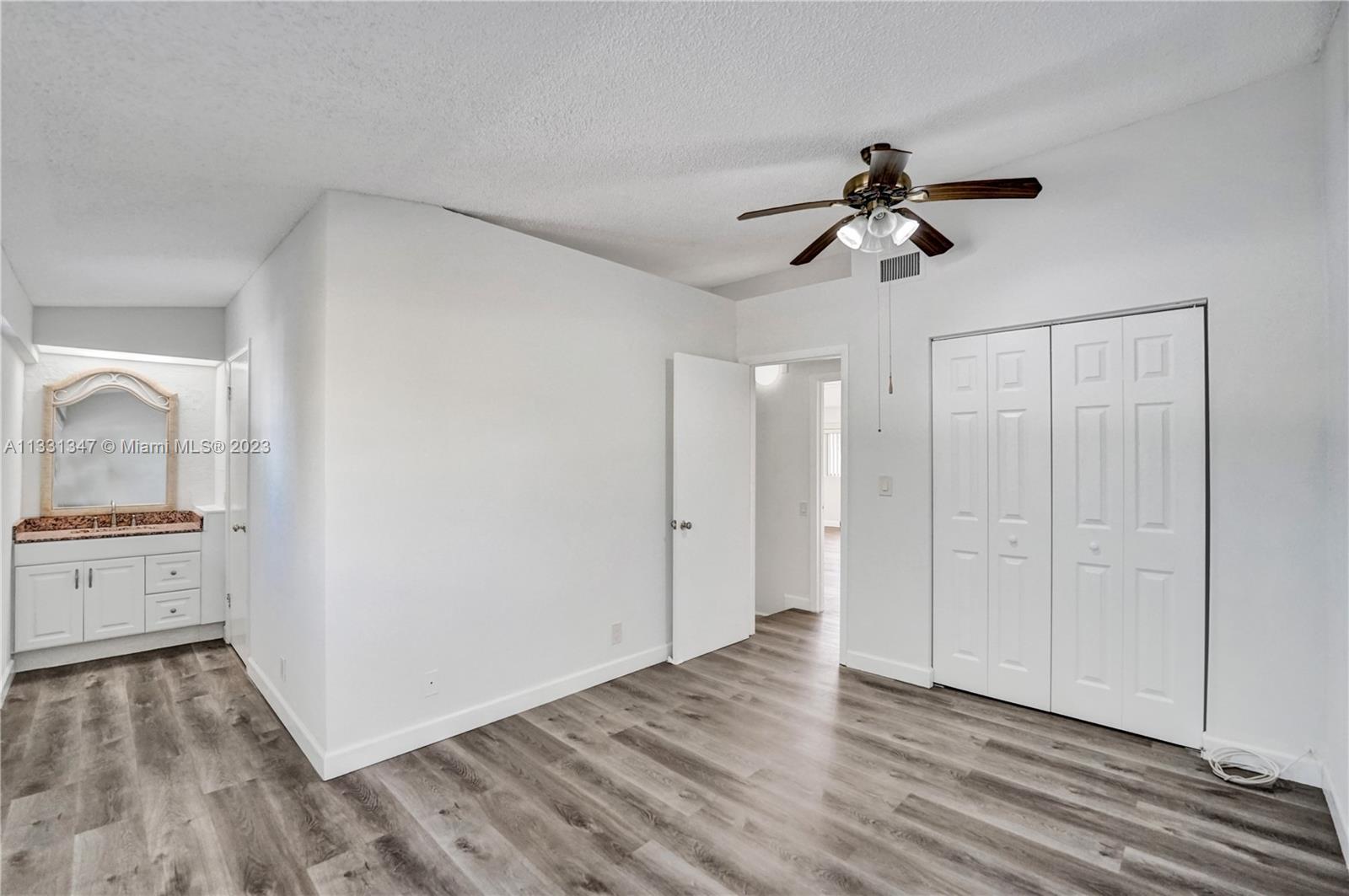 Photo 8 of 30 of 4283 N 76th Ave townhome