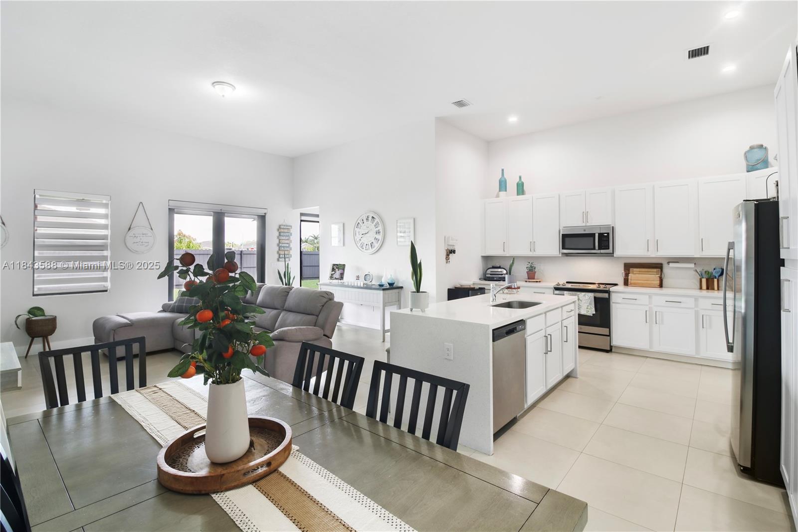 CENTURY ROYAL HOMES - Residential