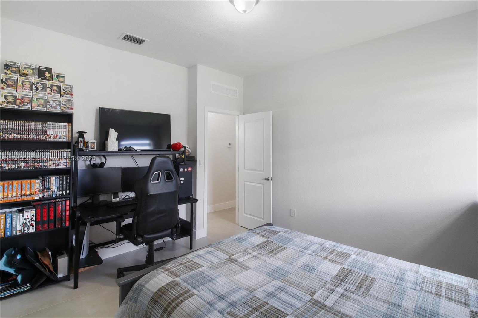 CENTURY ROYAL HOMES - Residential