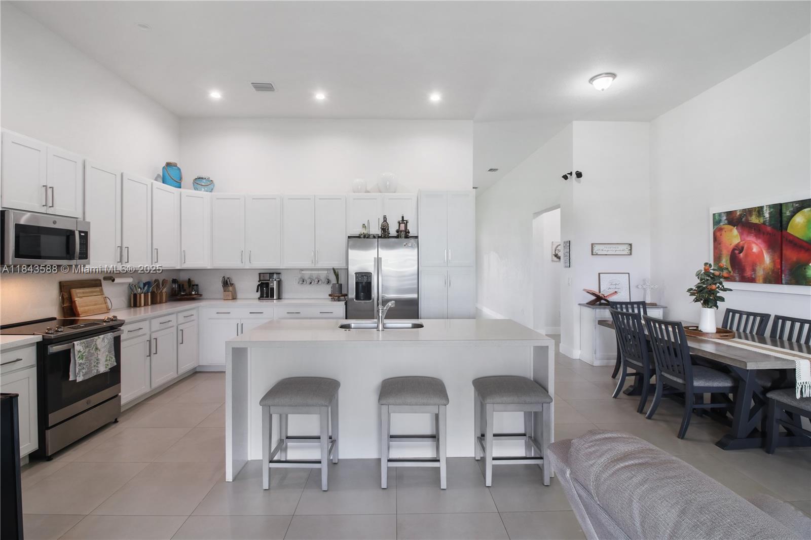 CENTURY ROYAL HOMES - Residential