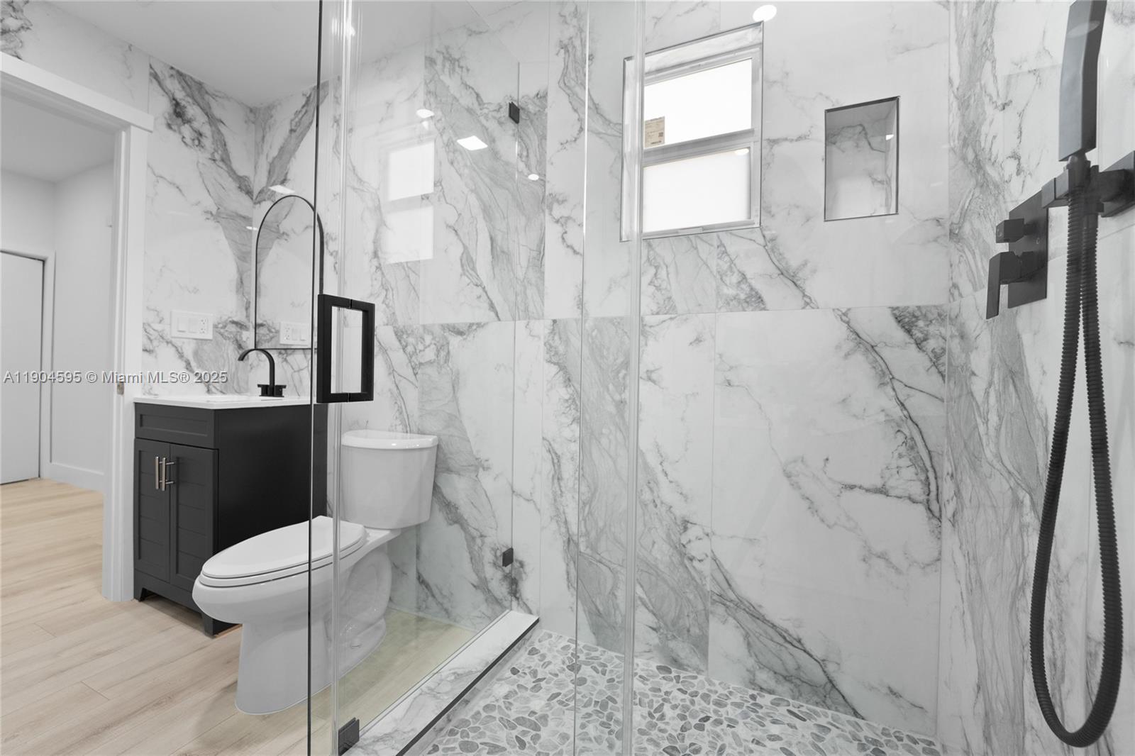 BRICKELL RIVERVIEW - Residential Lease