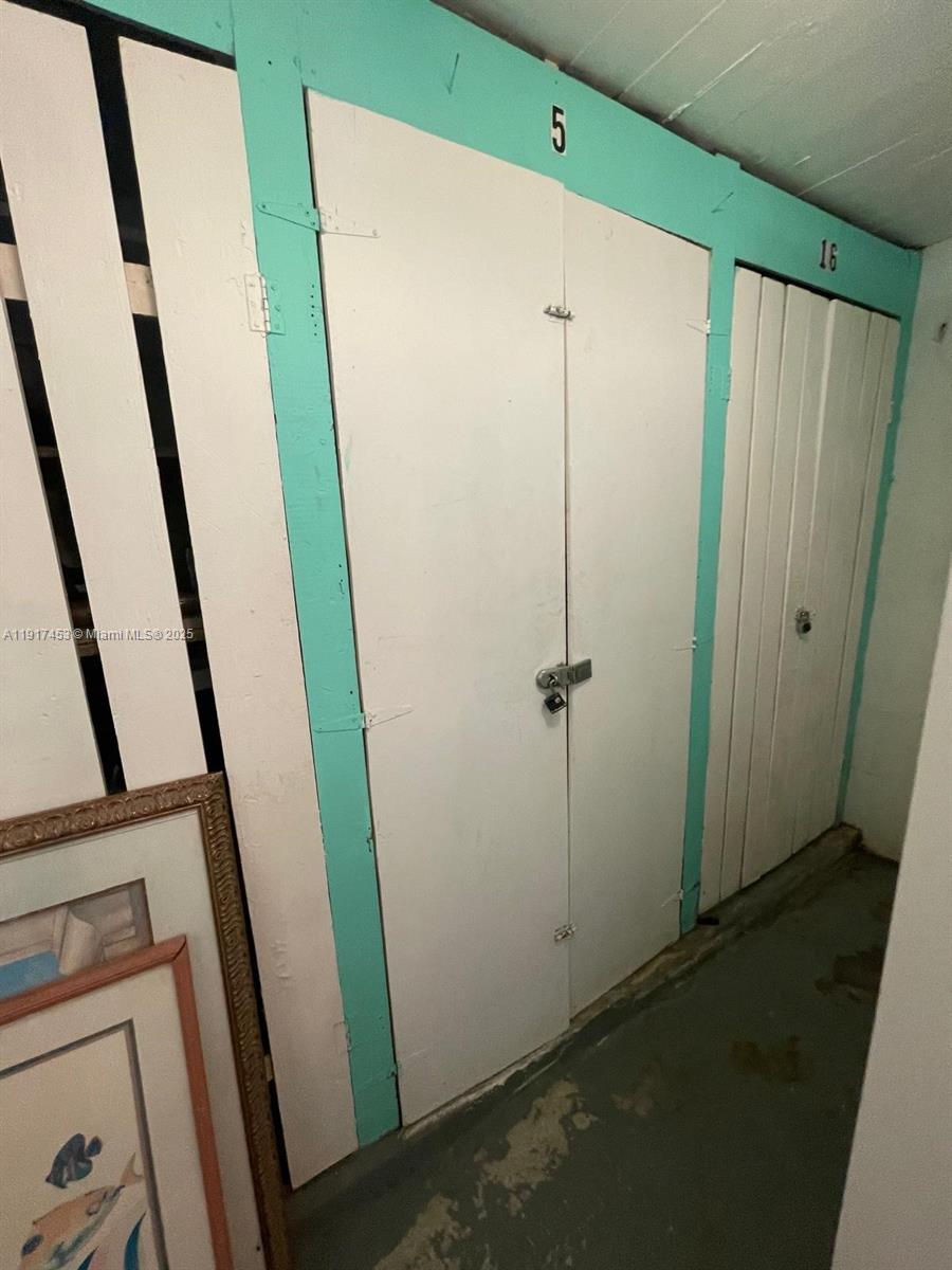 BROADWATER BEACH ARMS I C - Residential