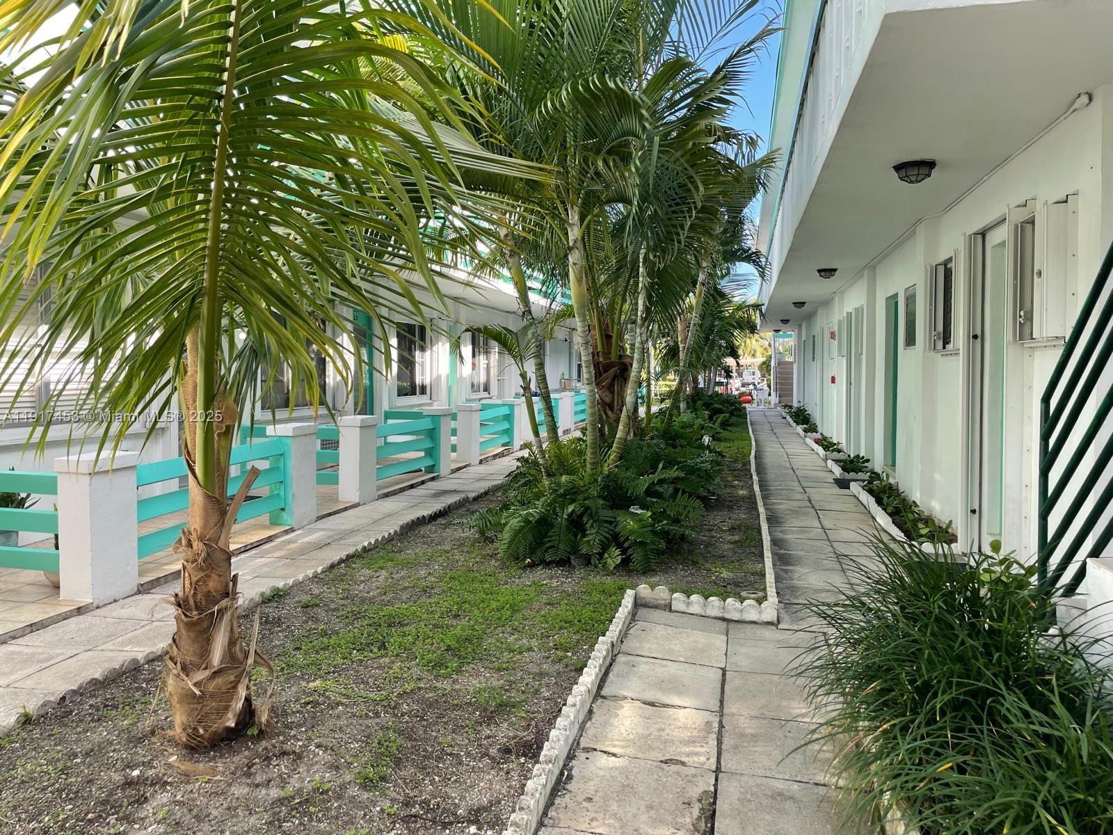 BROADWATER BEACH ARMS I C - Residential