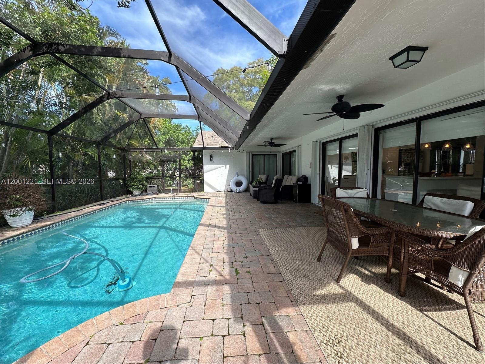 CROSSINGS - Residential