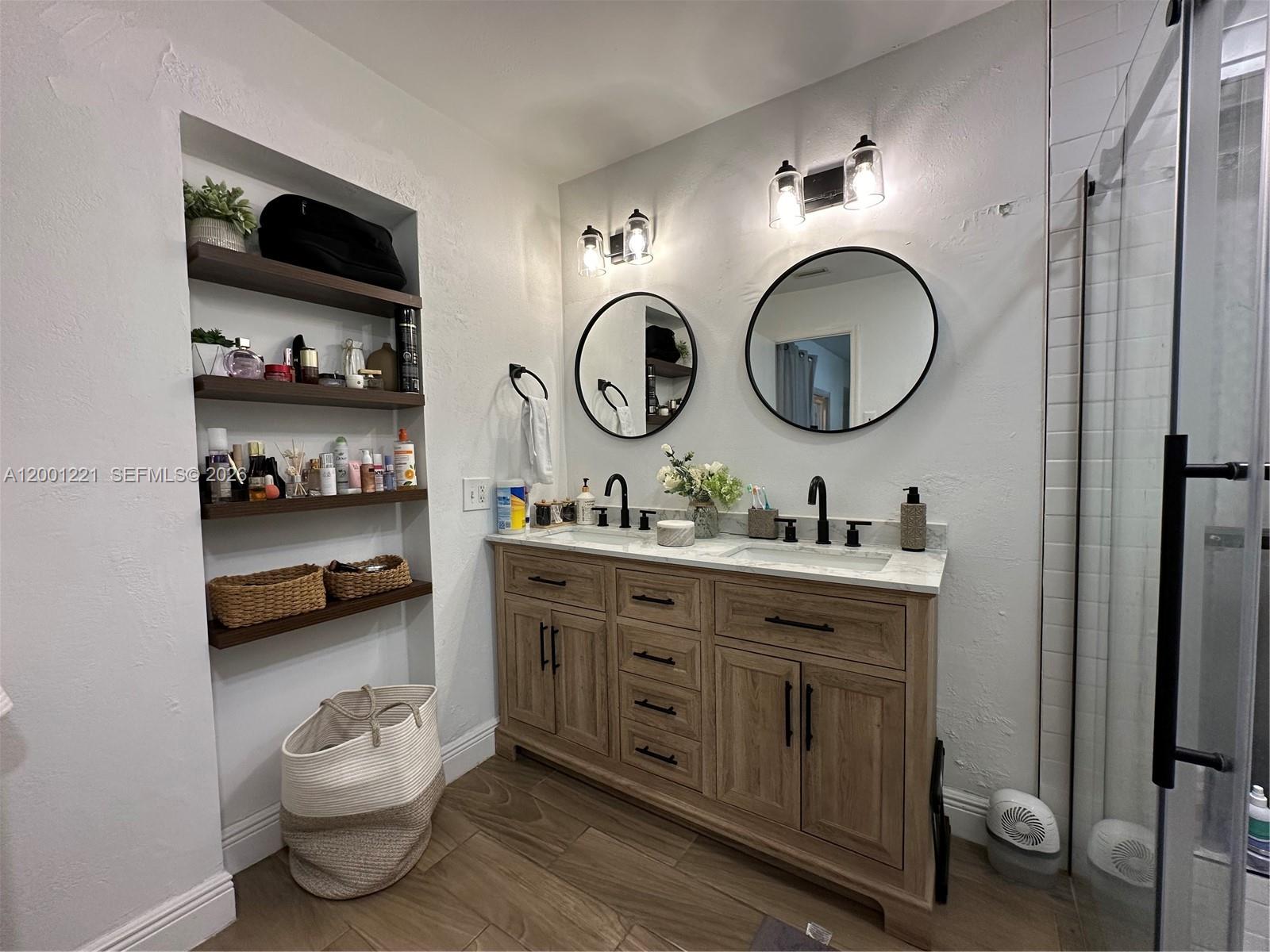 CROSSINGS - Residential