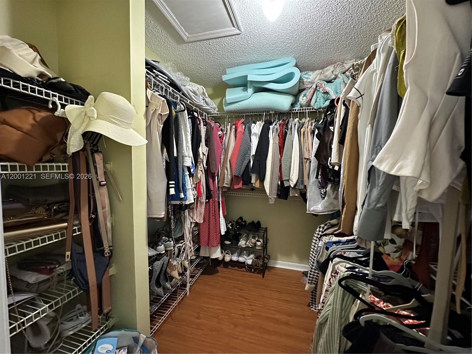 CROSSINGS - Residential