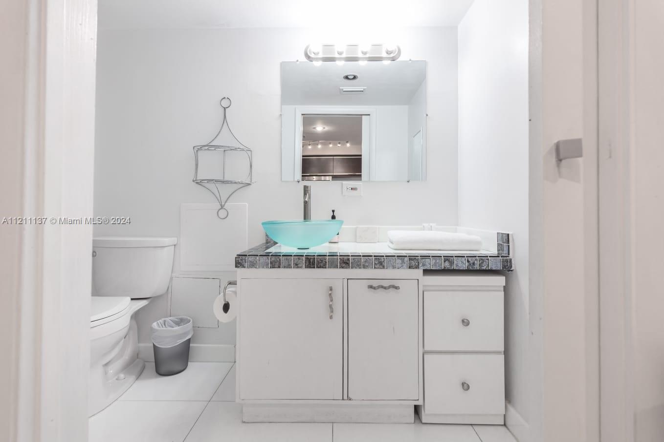 RONEY PALACE CONDO - Residential Lease