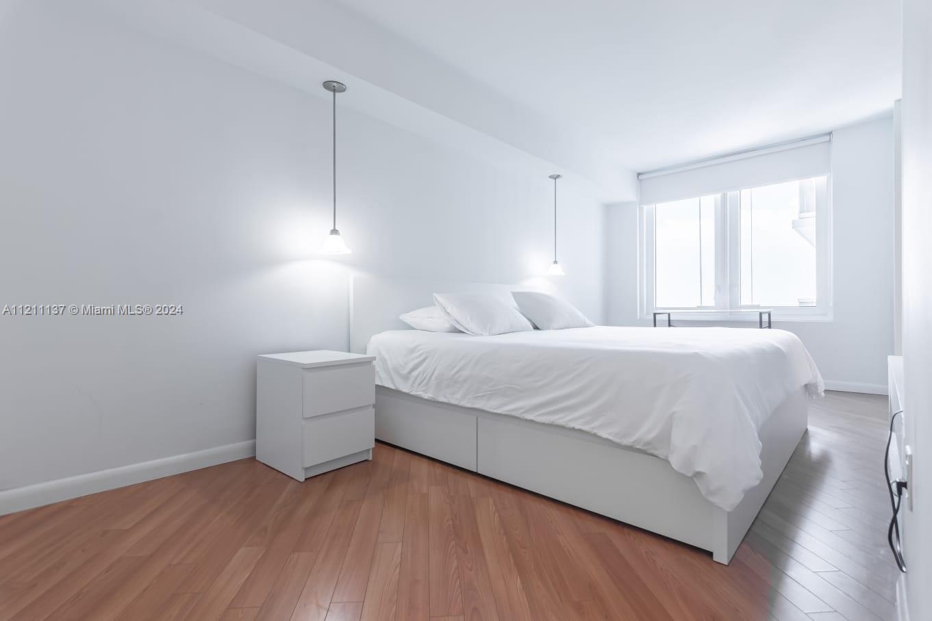 RONEY PALACE CONDO - Residential Lease