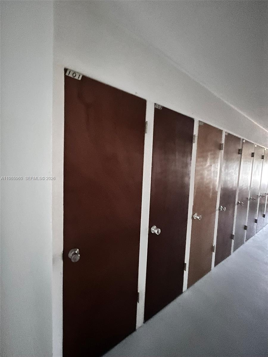 Victoria Manor - Residential Lease