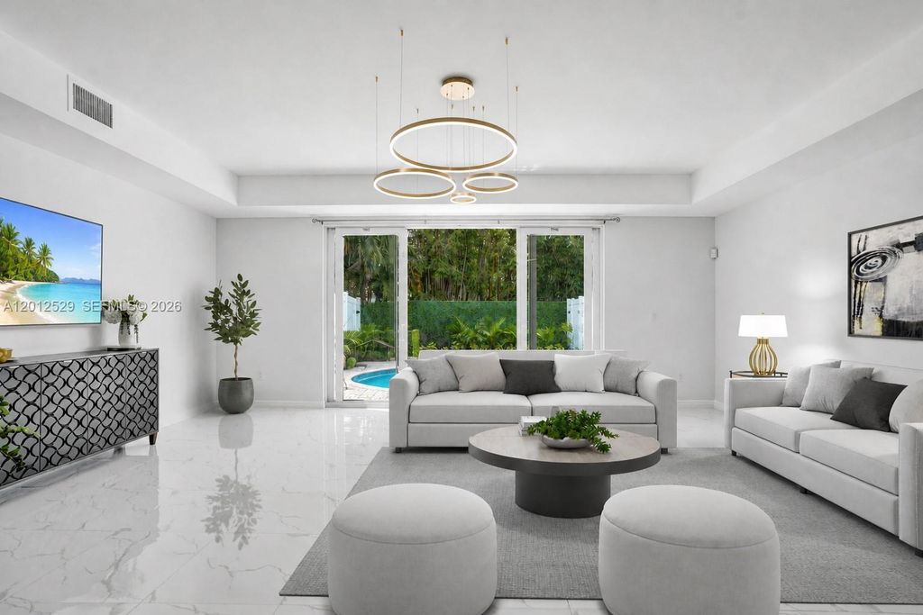 Photo of 2708 NE 30th Pl #2708, Fort Lauderdale, FL 33306 (MLS # A12012529)