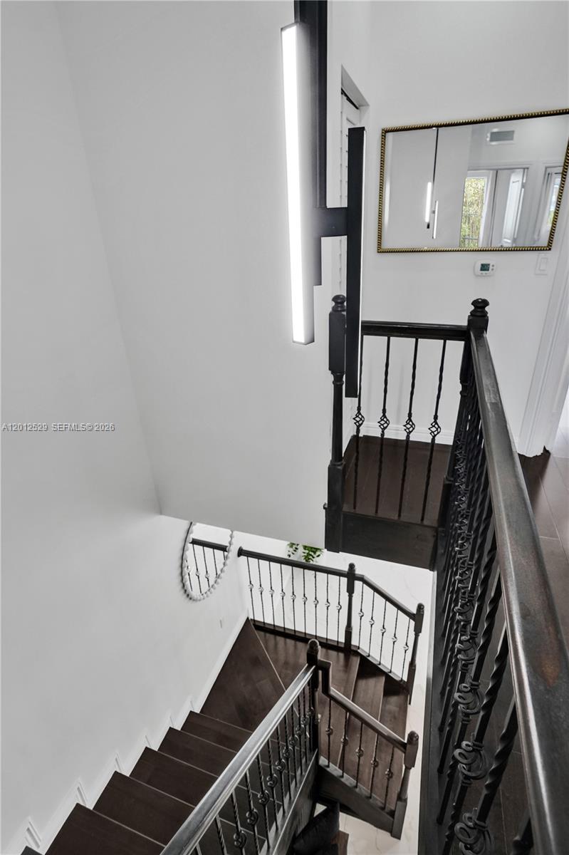 CORAL RIDGE - Residential Lease