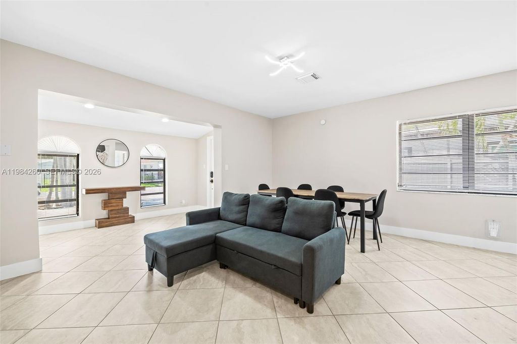 Photo of 864 NW 16th Ter, Fort Lauderdale, FL 33311 (MLS # A11984260)