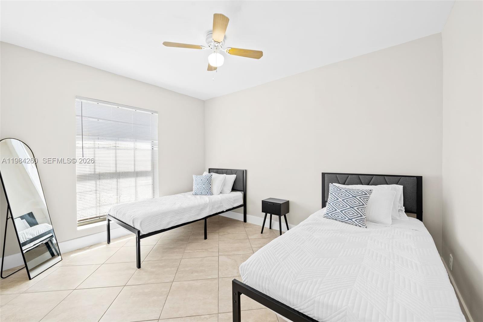 LINCOLN PARK SIXTH ADD - Residential