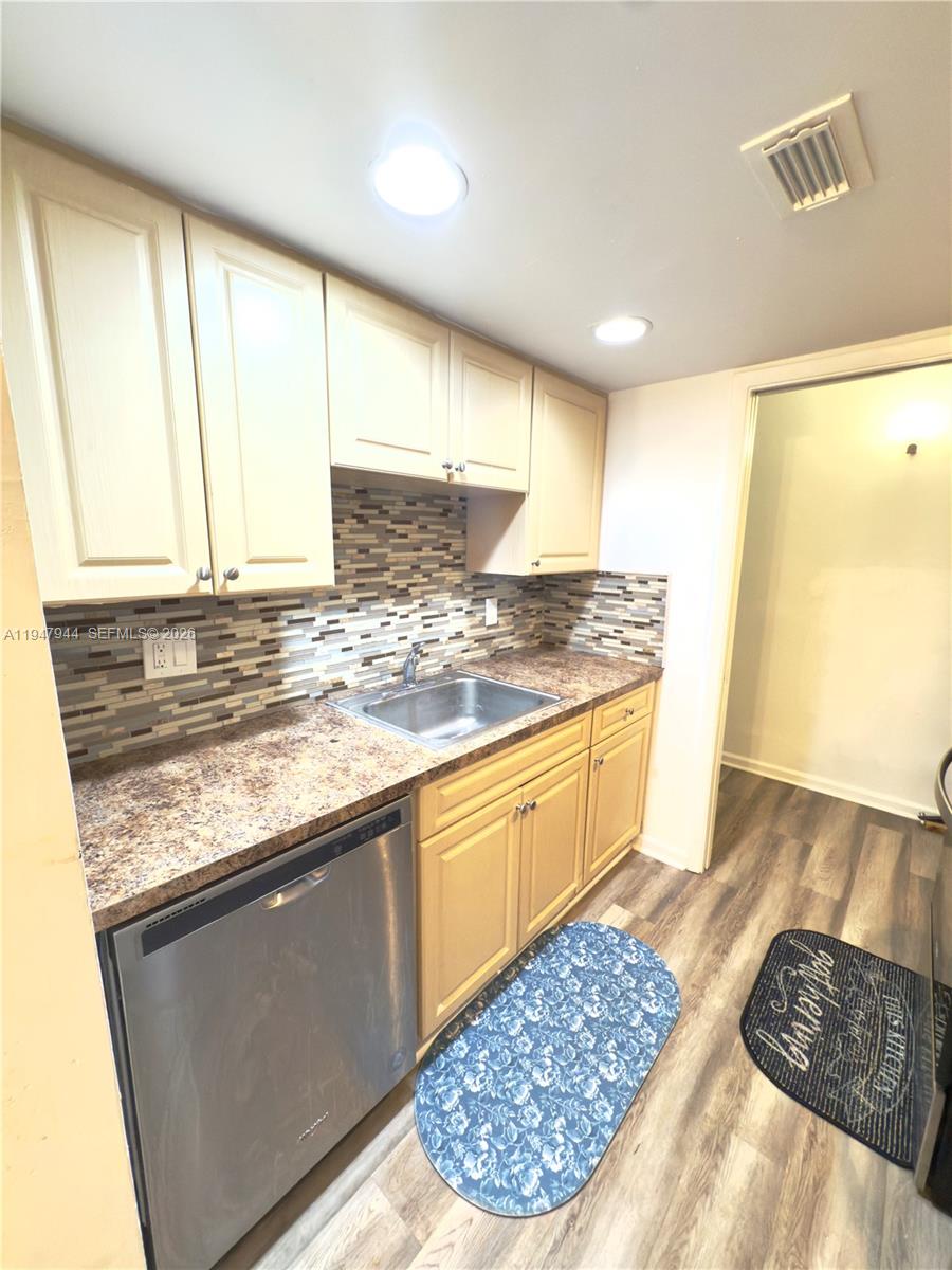 The Towers Condo - Residential