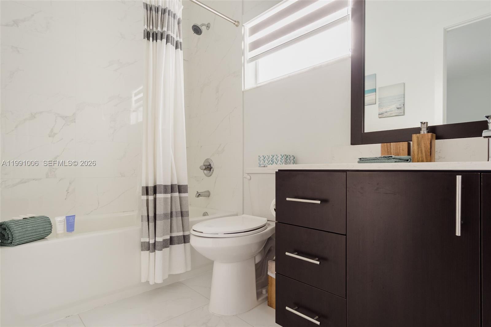 NORTH RIDGEWAY PARK - Residential