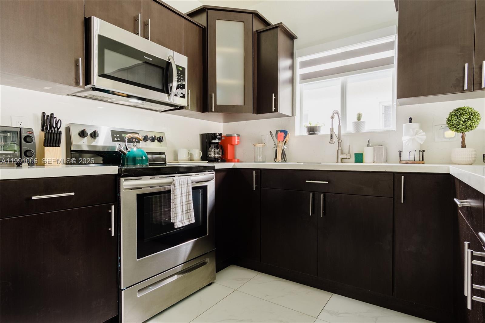 NORTH RIDGEWAY PARK - Residential