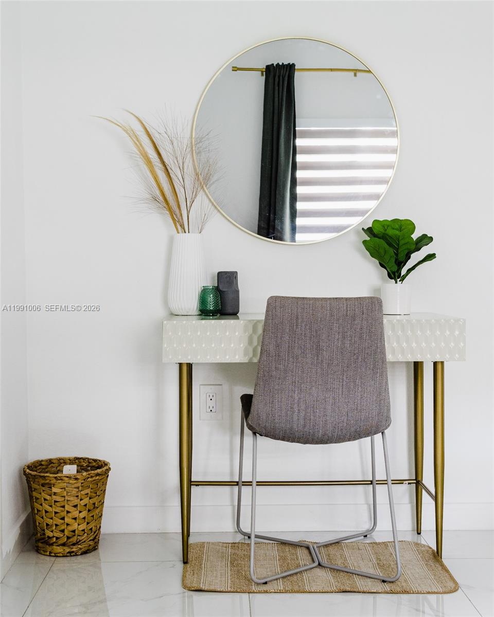 NORTH RIDGEWAY PARK - Residential