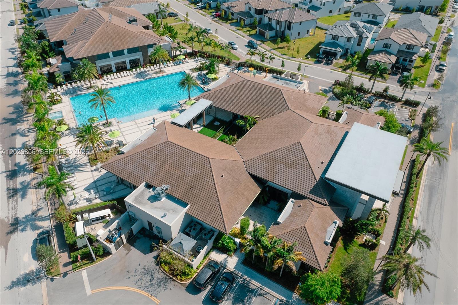 URBANA AT THE RESIDENCES - Residential